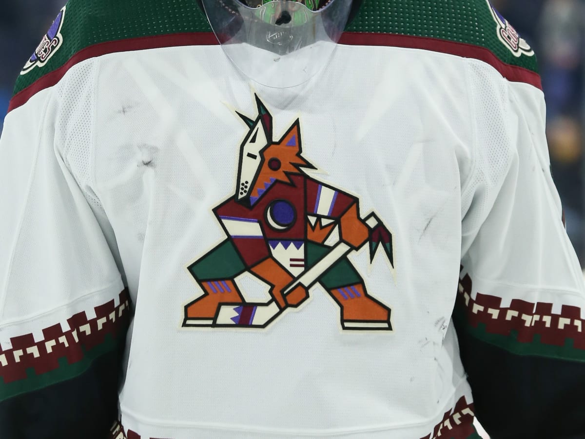 Arizona Coyotes only NHL team to fully relax dress code for