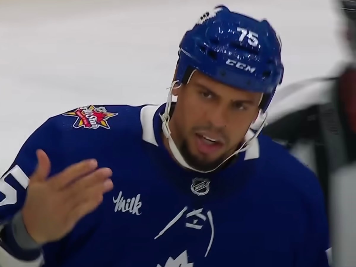 Reaves takes over Leafs' AUX cord; discusses new goal song, jokes