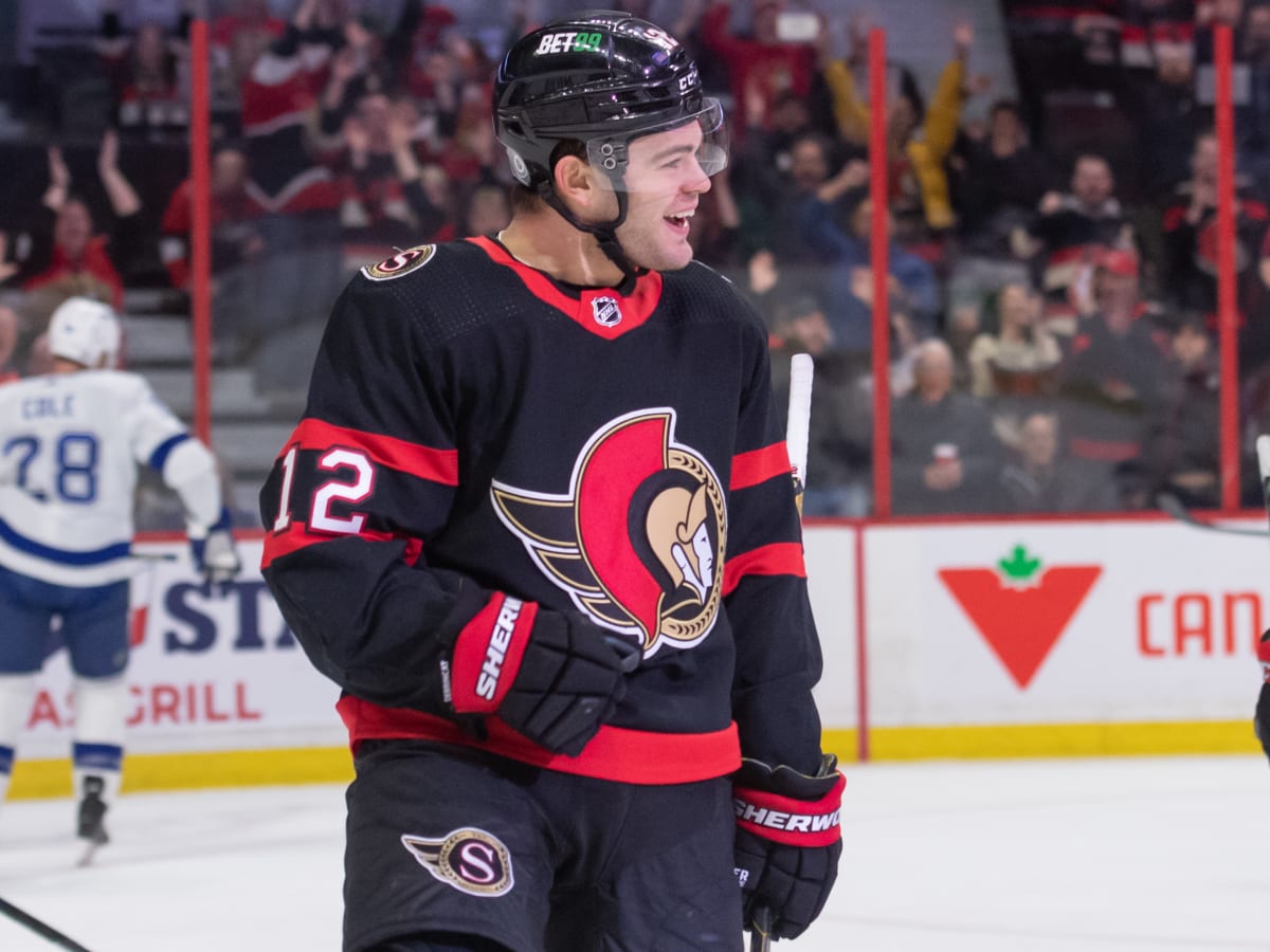 Alex DeBrincat traded to Ottawa for three picks – 613 Sports