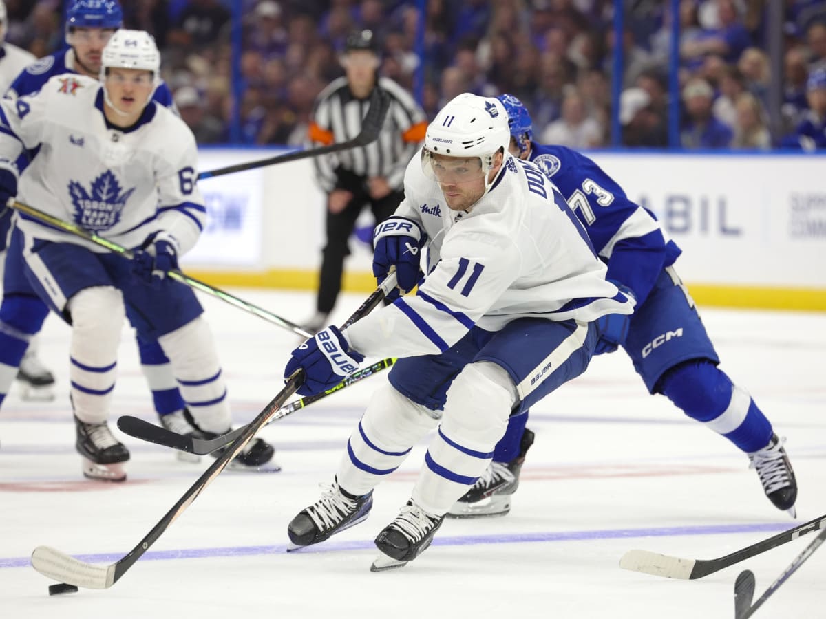 Tavares caps Maple Leafs comeback with OT winner against Lightning