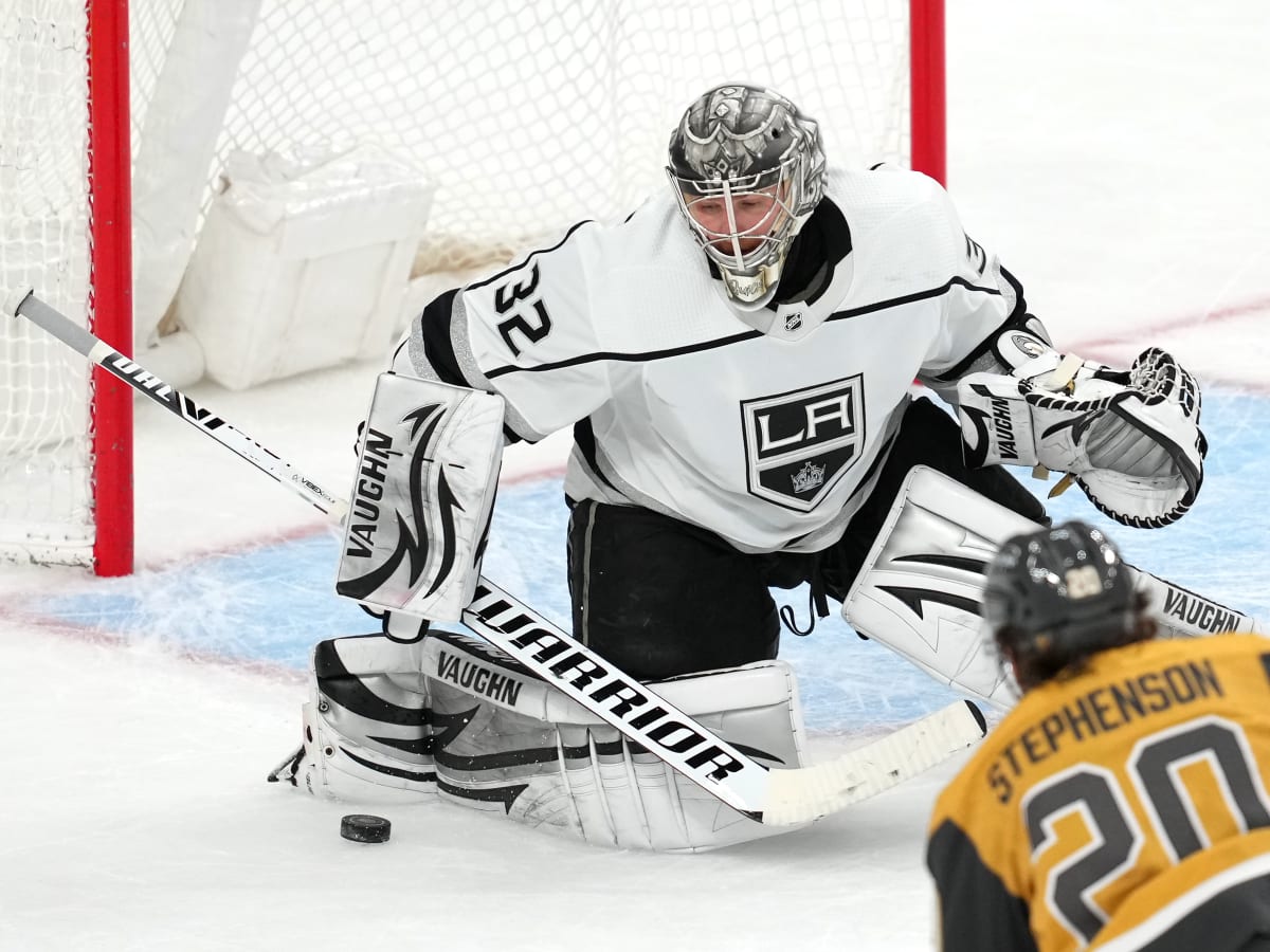 TRADE: Golden Knights Trade For Jonathan Quick - Vegas Hockey Now