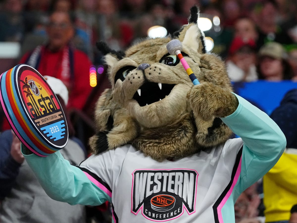 Slapshot Wins ECHL Mascot of the Year - BCTV
