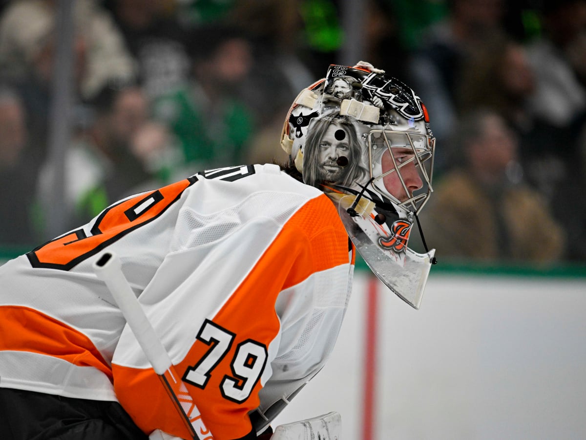 Carter Hart makes 30 saves as Flyers edge Red Wings 2-1 National News -  Bally Sports