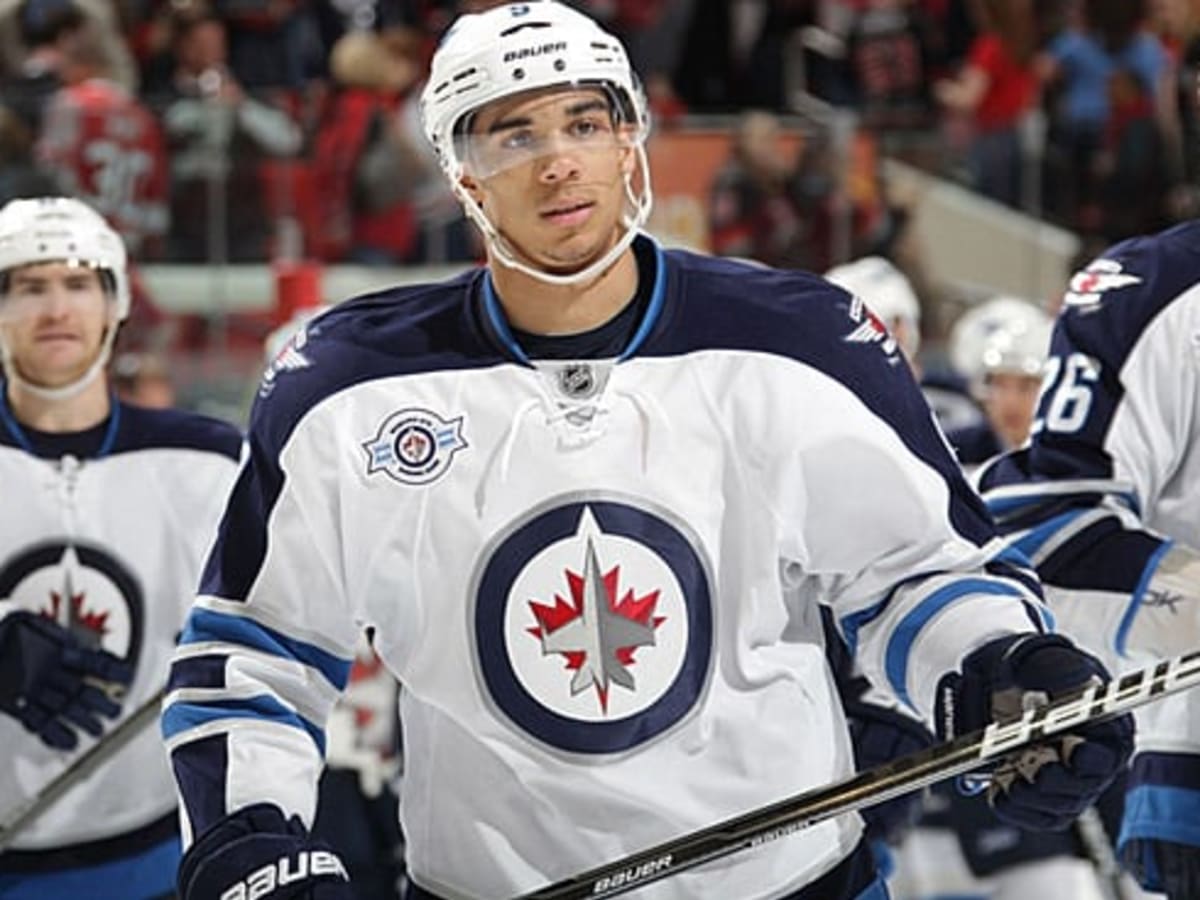 Evander Kane shares fantastic photo featuring a couple of Canucks