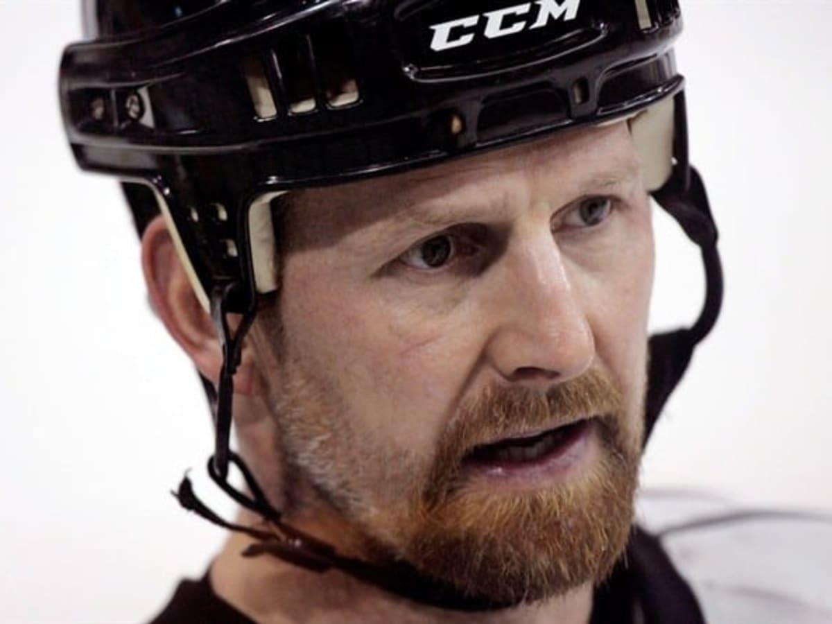 Gary Roberts Q&A: Talking with one of the NHL's top trainers
