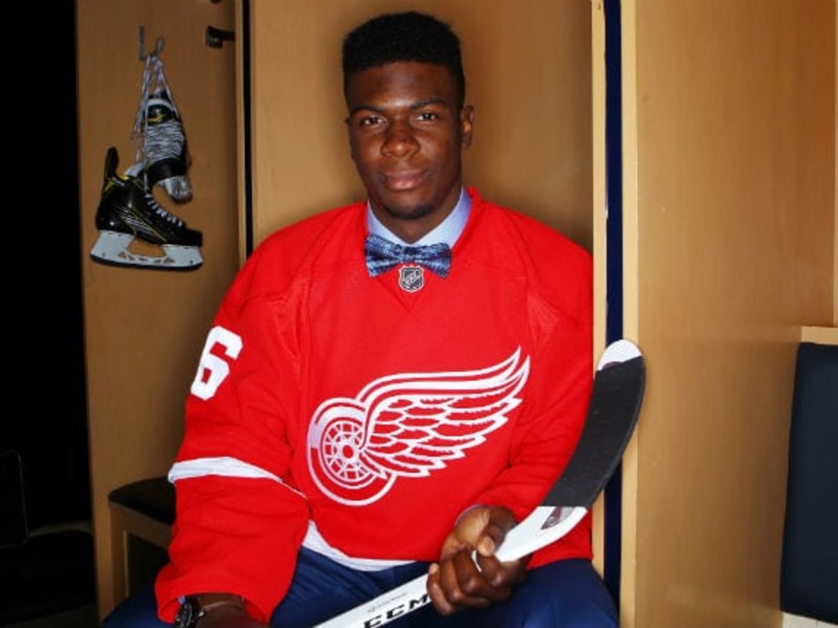 Detroit Red Wings cut ties with Givani Smith, include in minor-league trade