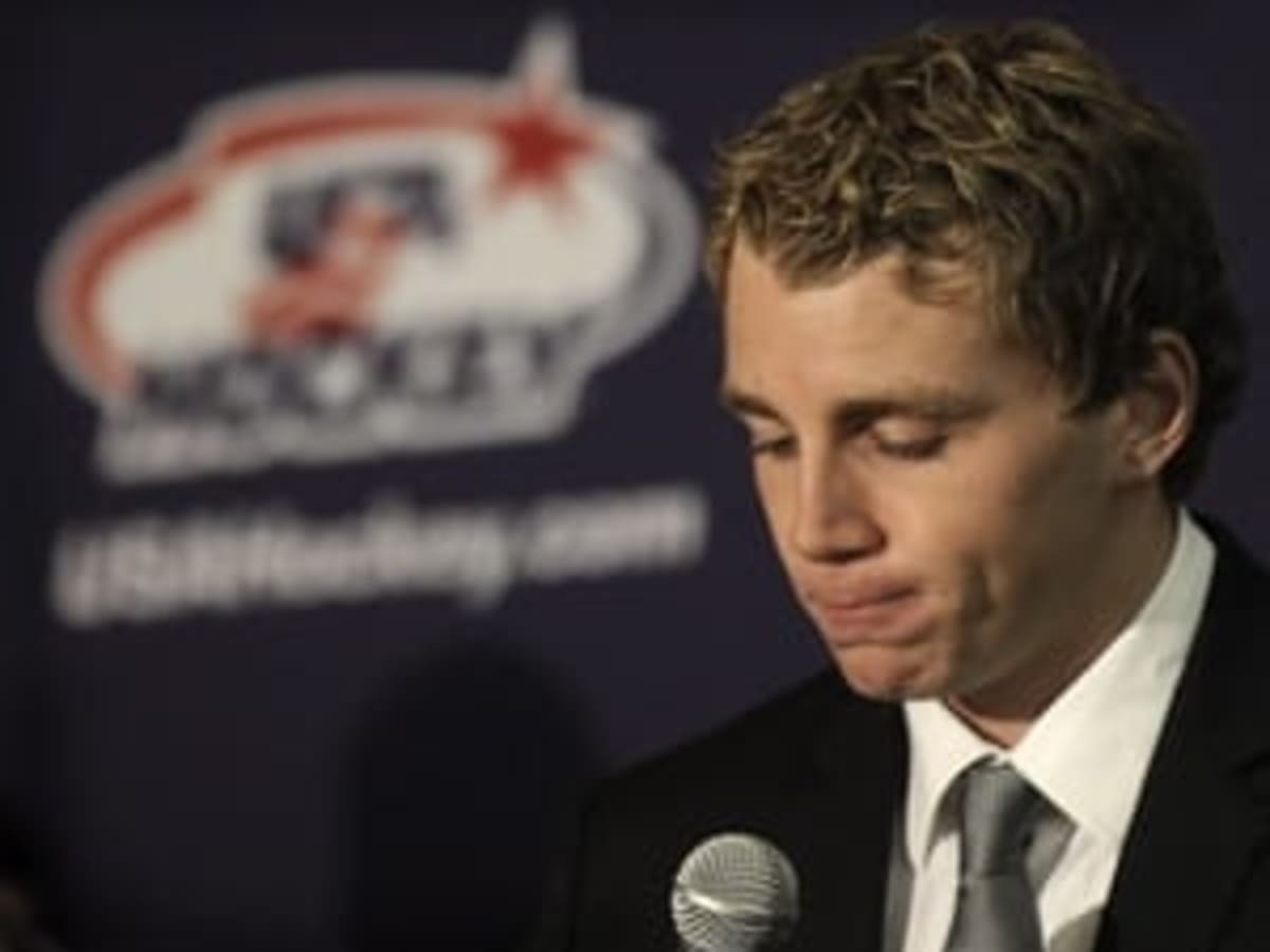 Stanley Cup Champ Patrick Kane Beat Up a 62-Year-Old Cabbie Over 20 Cents