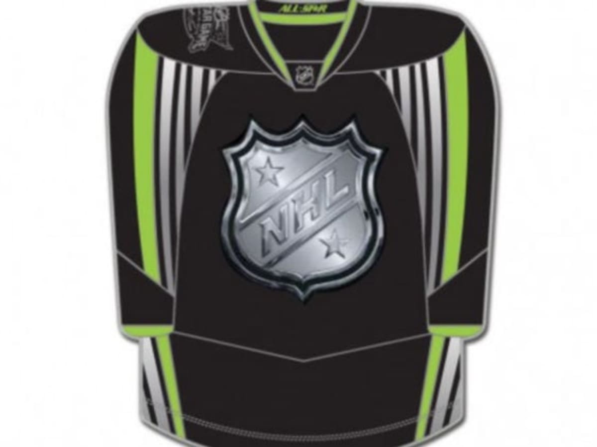 Leaked image shows potential Islanders black and white third jersey - The  Hockey News