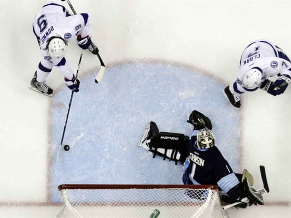 Mathieu Garon injury: Lightning veteran hurt in second period 