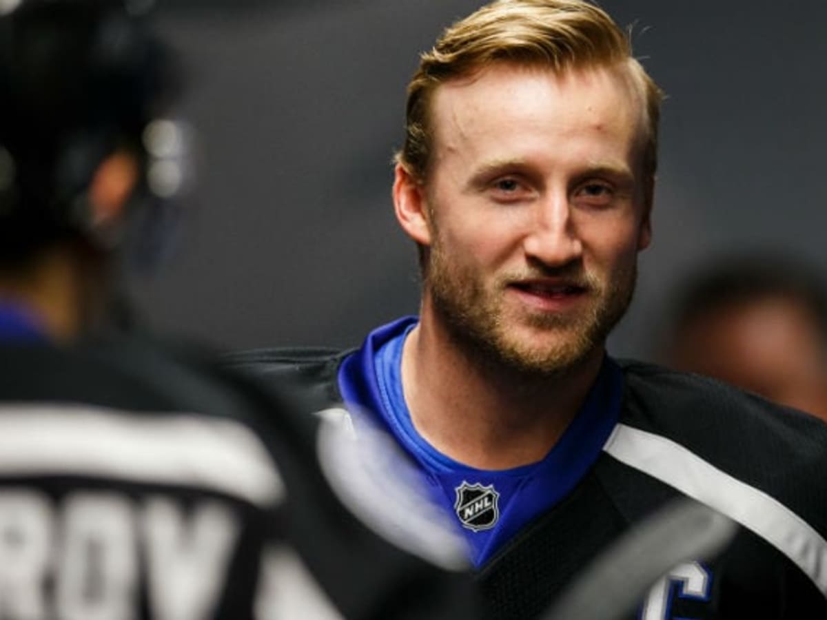 With Steven Stamkos Still Hampered By Injury, The Tampa Bay Lightning Are  Counting On His Leadership