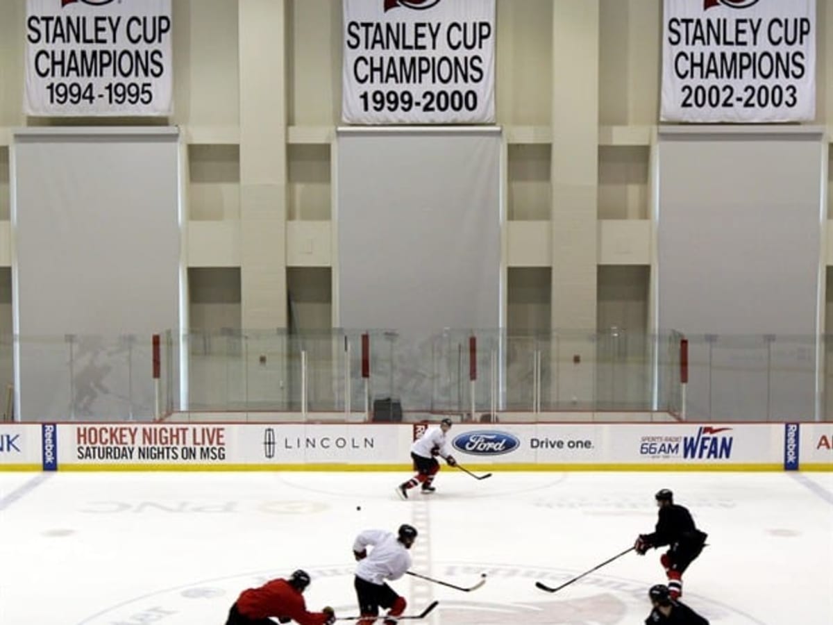 Los Angeles Kings Left Wing Simon Gagne Is Healthy Once Again