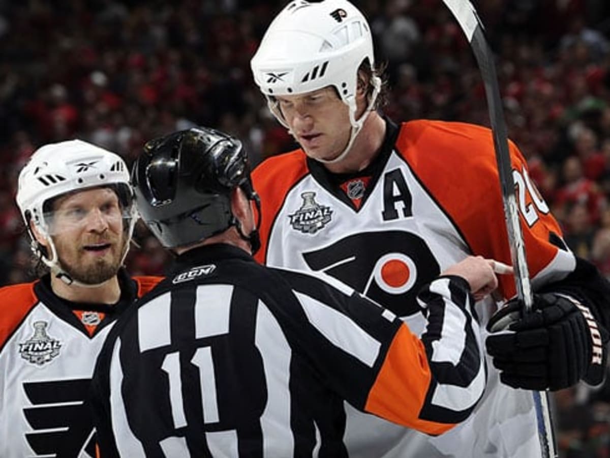 Chris Pronger now making different kind of impact in NHL