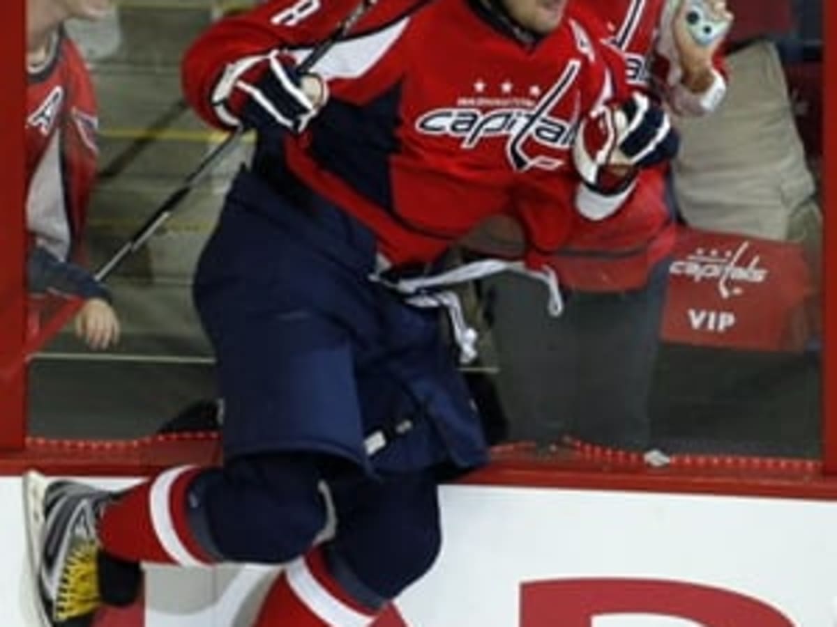Ovechkin scores twice as Capitals beat Canucks 6-4