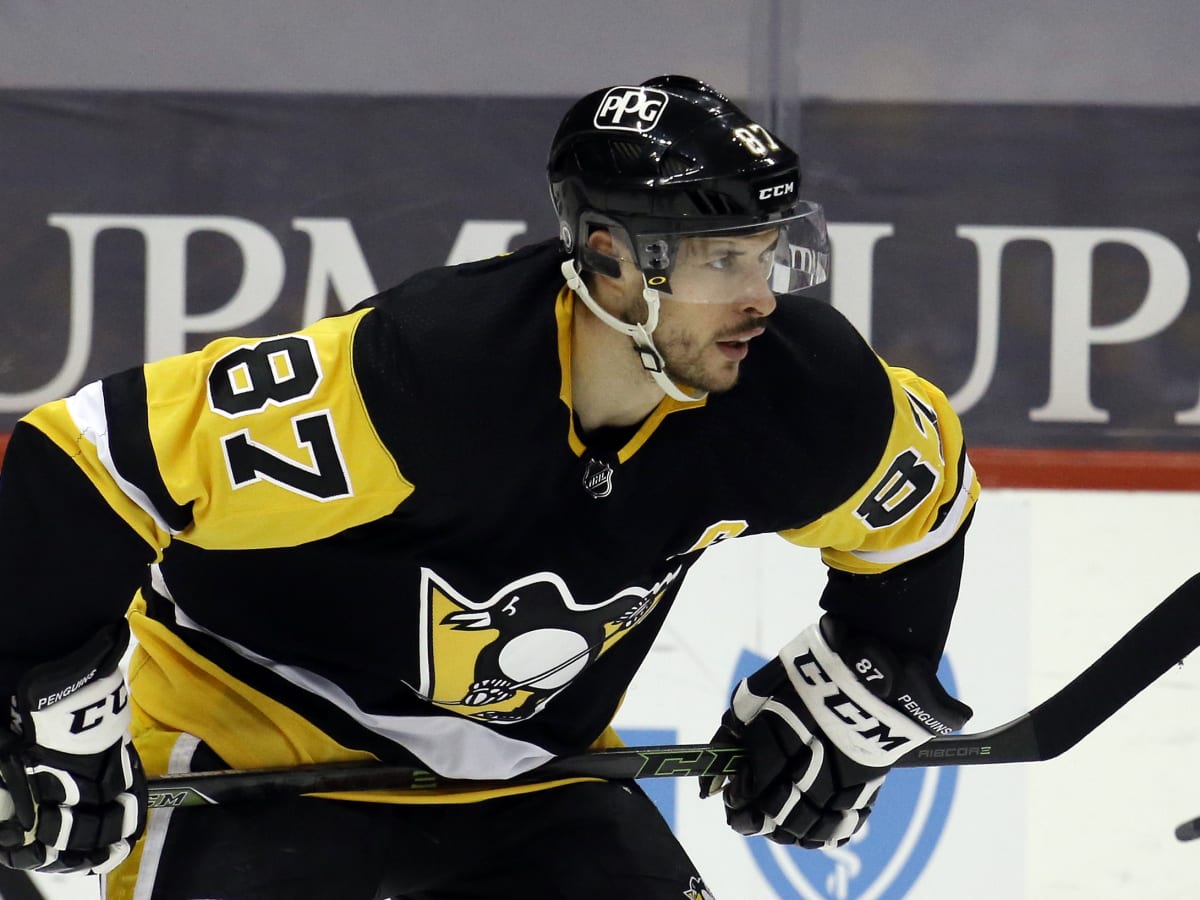 Sidney Crosby skates with Penguins for first time since wrist surgery