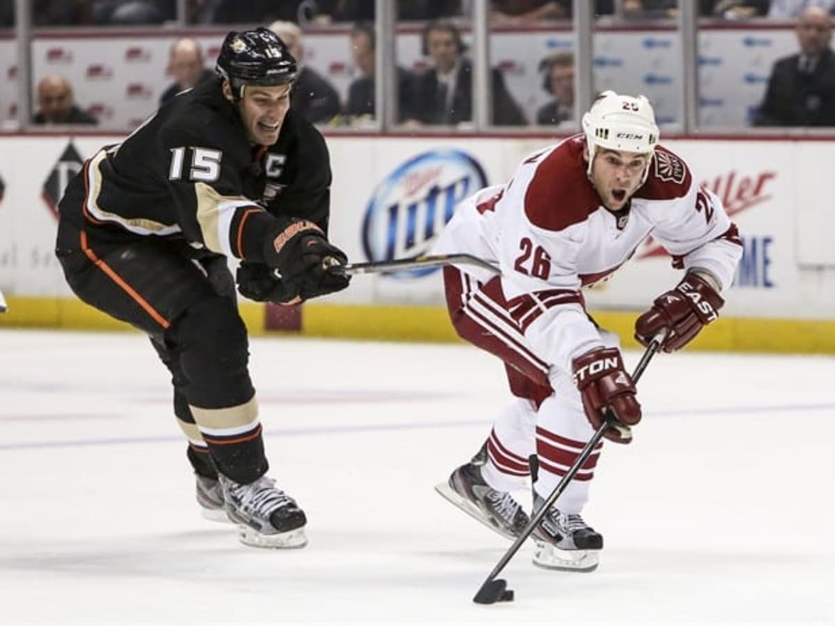 Ducks re-sign longtime captain Ryan Getzlaf to 1-year contract