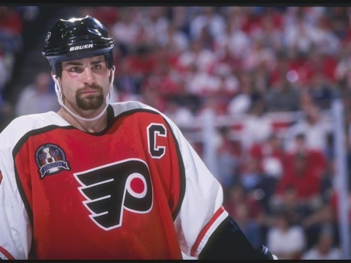 Is Eric Lindros the most jacked and skilled NHL player of all time