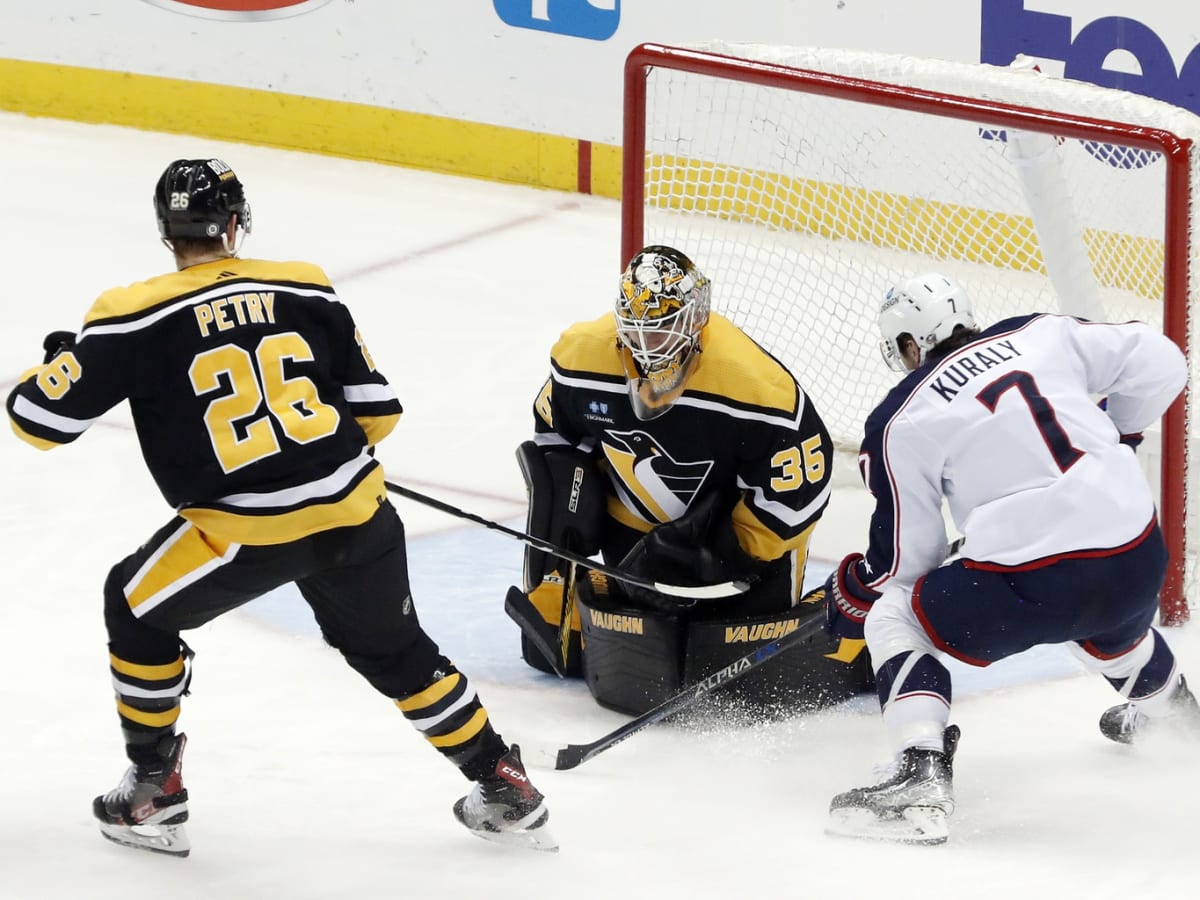 Penguins goaltender Tristan Jarry named NHL second star of week