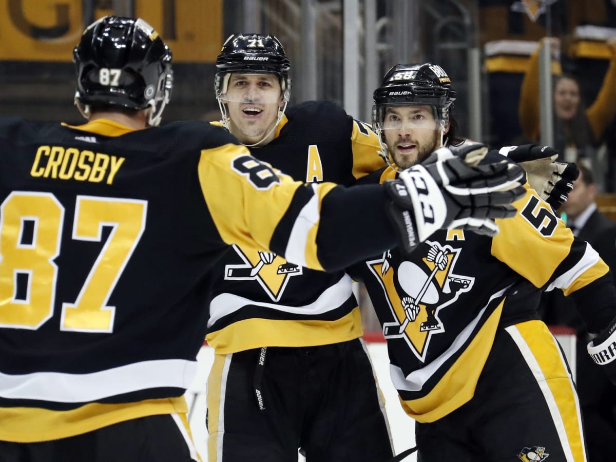 Sidney Crosby and Evgeni Malkin Carried the Pittsburgh Penguins This Season  - The Hockey News Pittsburgh Penguins News, Analysis and More