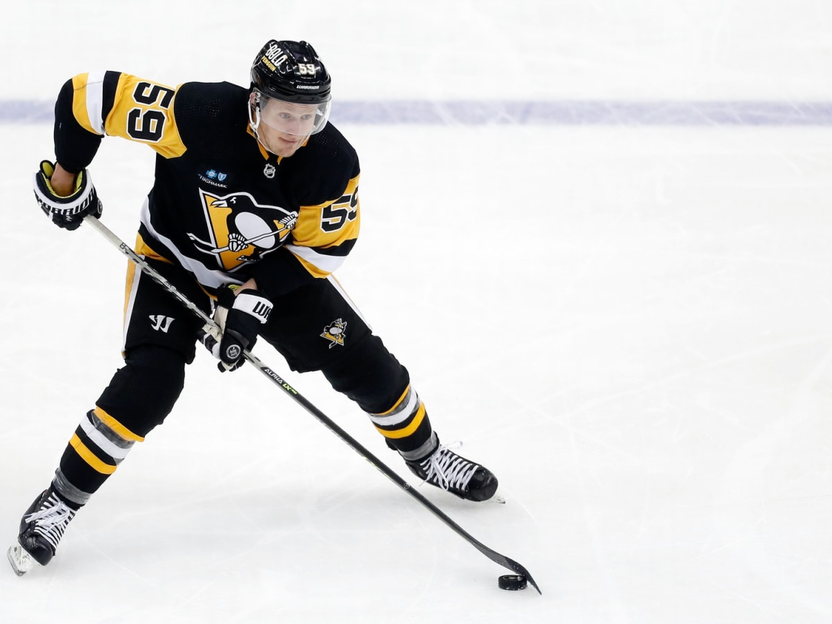 Pittsburgh Penguins Jake Guentzel Plans on Playing in World Championship