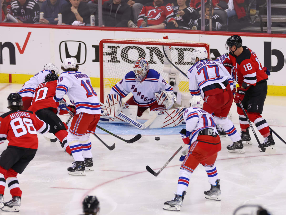 Rangers Dominate Devils in Game 1 with Kreider's Double Score - GVS –  United States News