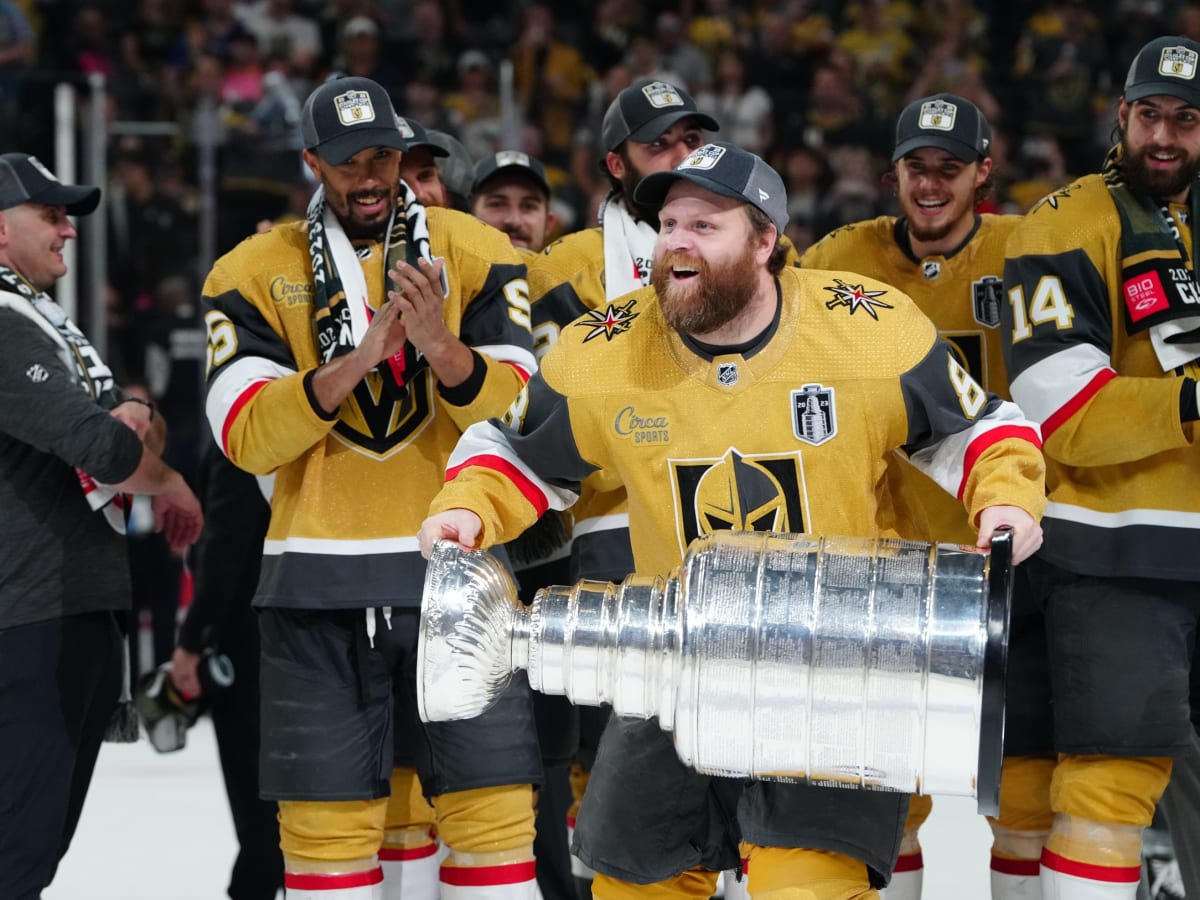 Burgh's best to wear it, No. 81: Phil Kessel became a Stanley Cup