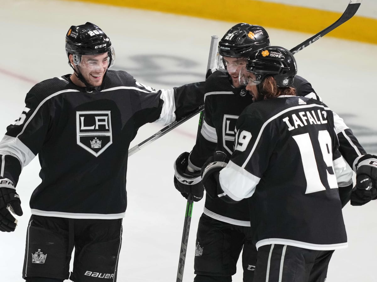 We have our first big trade of the offseason. The LA Kings have