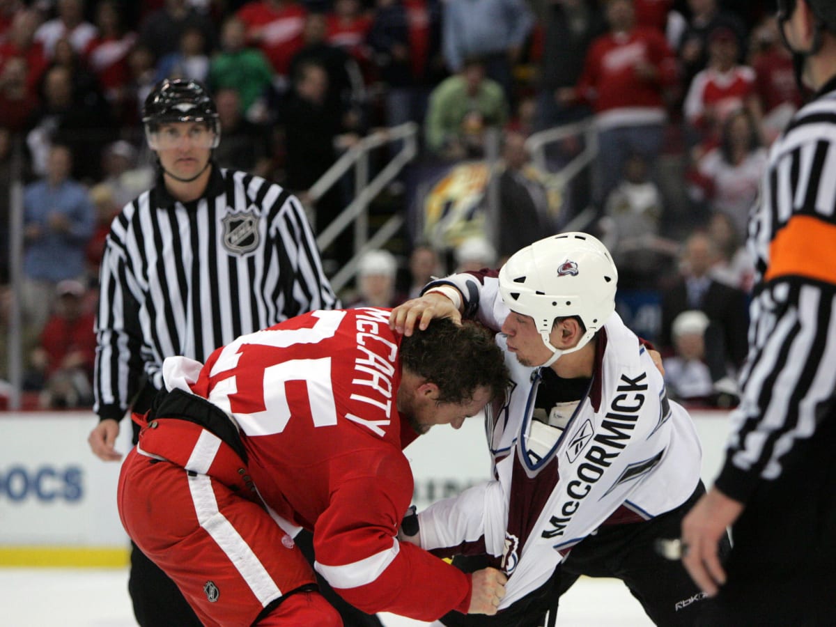 Darren McCarty Recalls Taking On Claude Lemieux And Wings-Avalanche Rivalry