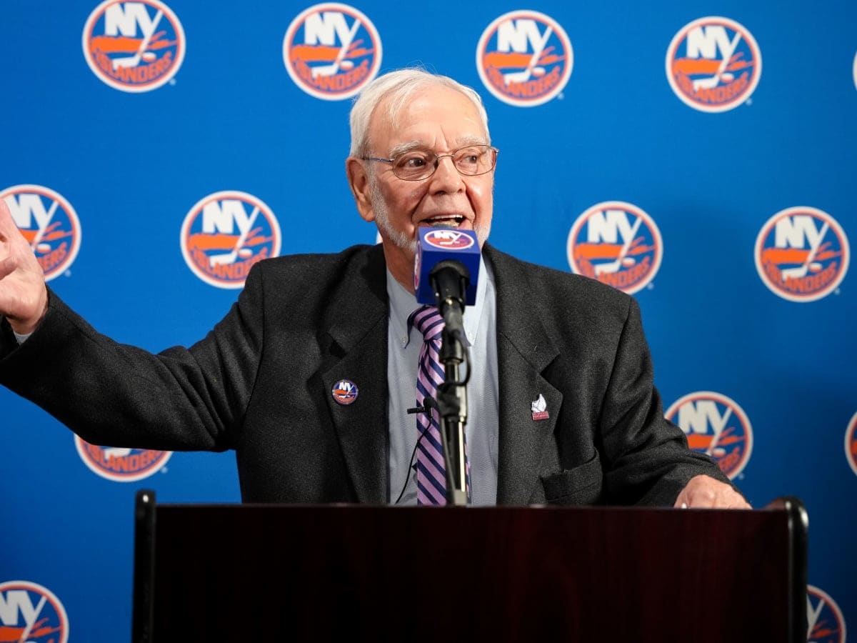 NY Islanders Cal Clutterbuck out indefinitely; Aatu RÃ¤ty recalled :  r/NewYorkIslanders