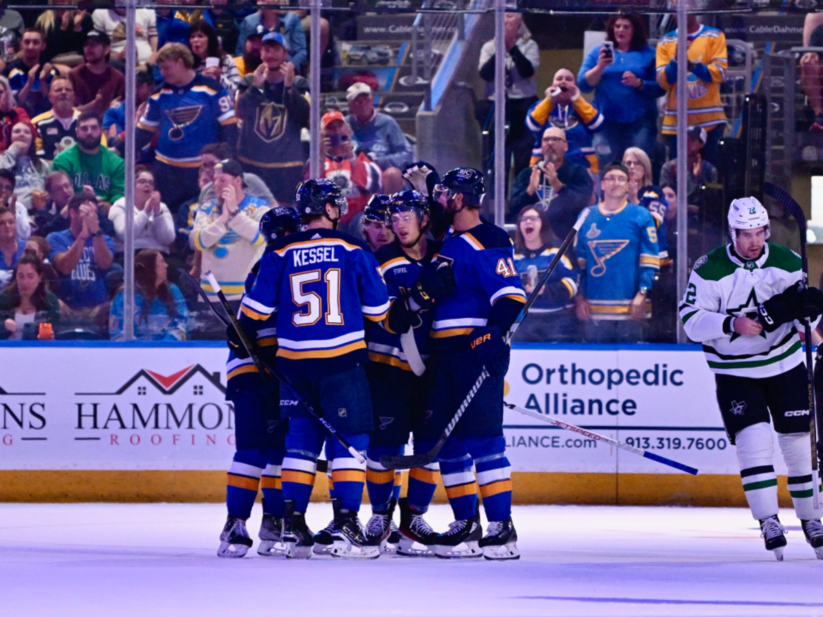 Dallas Stars shoot themselves in the foot losing 4-0 to the St. Louis Blues