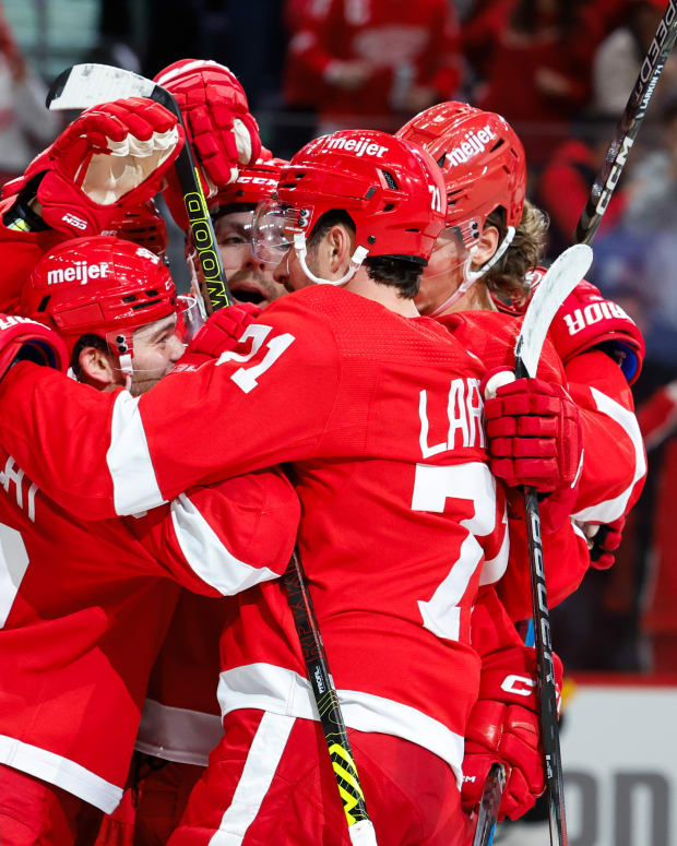 8 Observations on the Red Wings 4-2 Win over Philadelphia