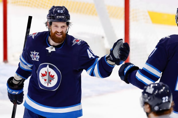 Dallas Signs Former Jets Defenceman Jordie Benn to PTO - The Hockey News Winnipeg  Jets News, Analysis and More