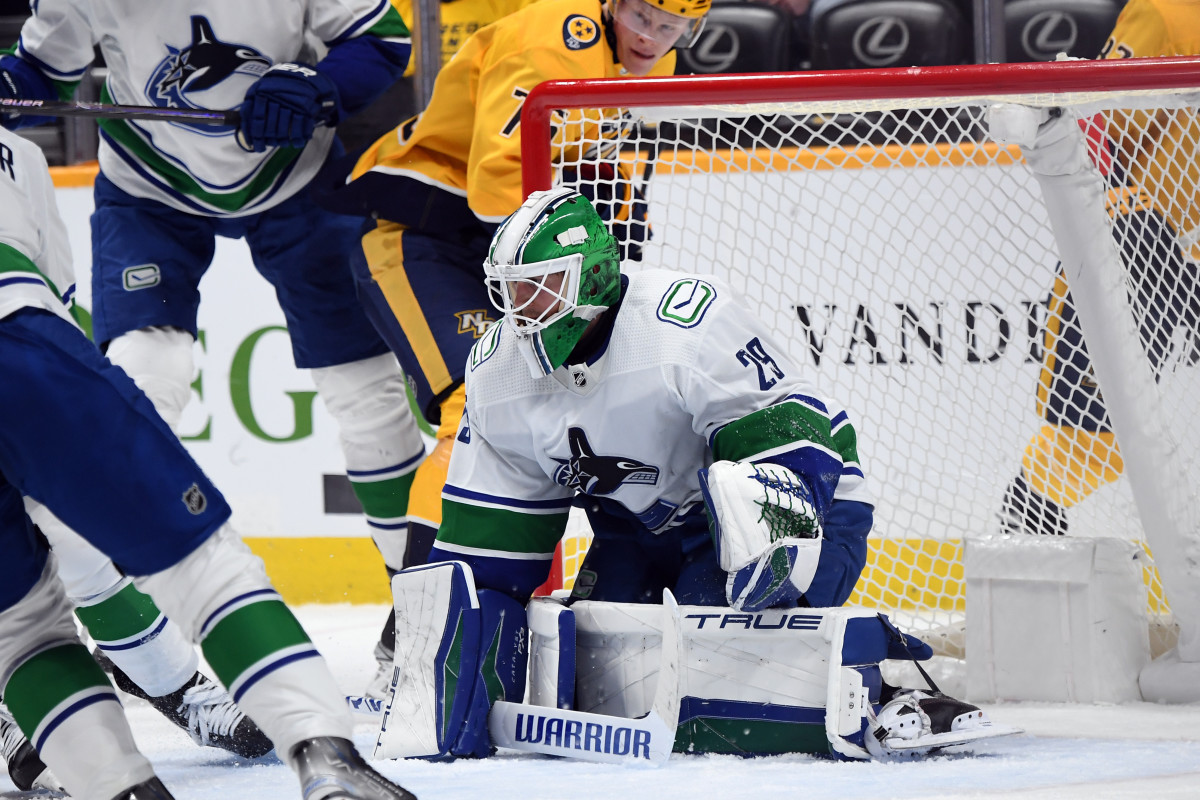 Casey DeSmith Steps in for Canucks in Game 2 Following Thatcher Demko’s Injury