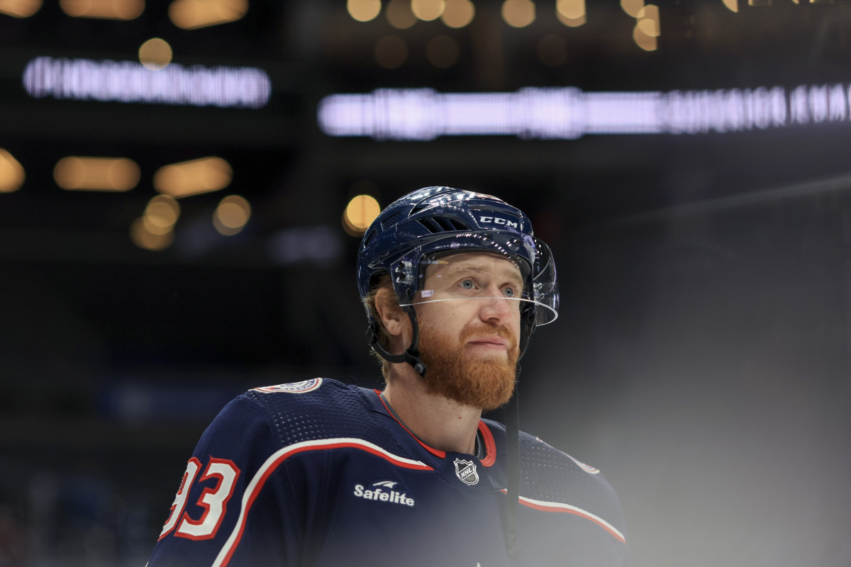 Jake Voracek Retires from Hockey After Careers with Flyers and Blue Jackets