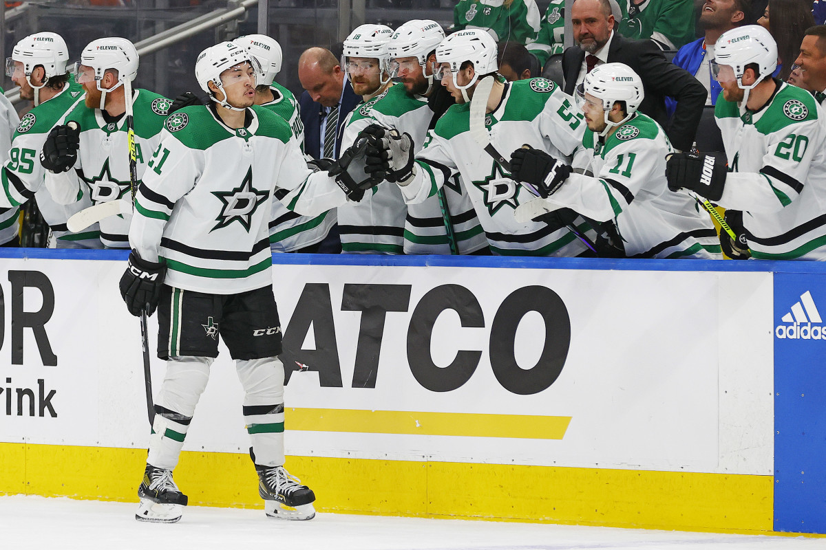 Dallas Stars vs. Edmonton Oilers Hat Trick Hero Jason Robertson Powers