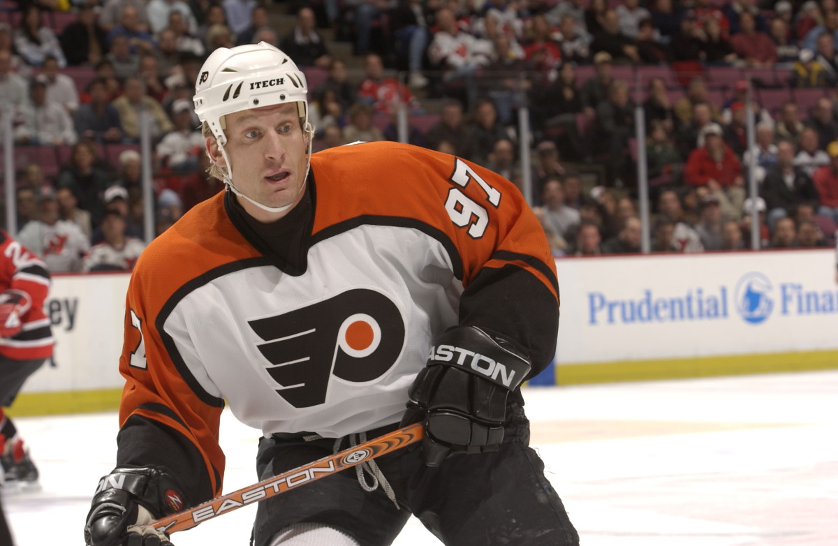 Former Flyers Forward, Jeremy Roenick, Inducted Into Hockey Hall Of ...