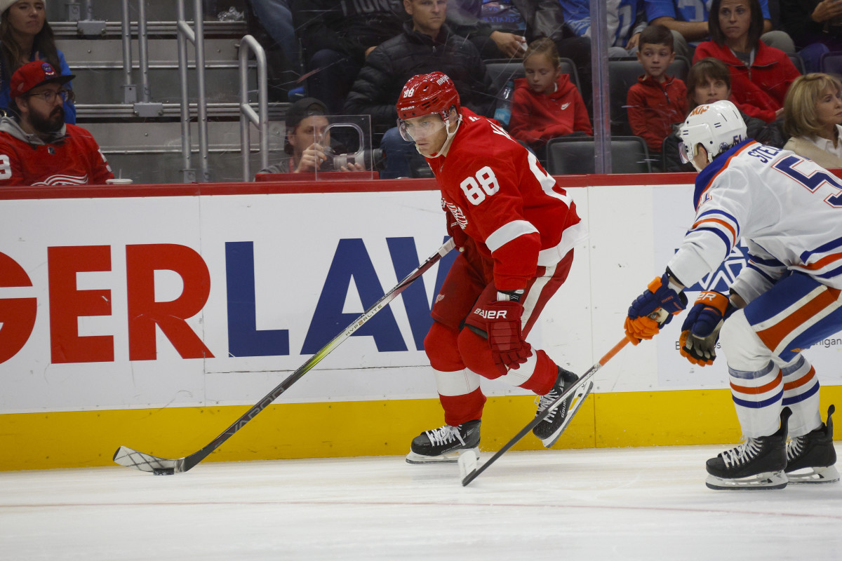 Are The Red Wings The Perfect Match For Struggling Patrick Kane? - BVM ...