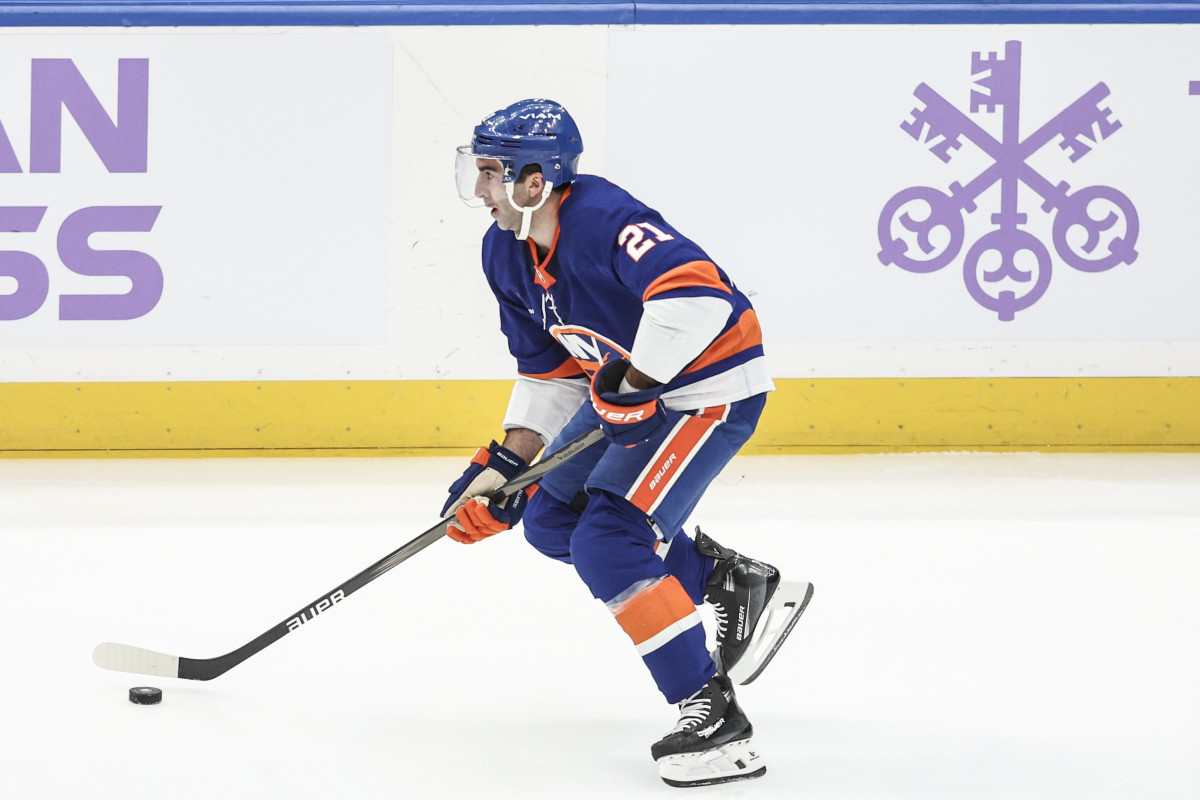 Bruins Have Fascinating Trade Target From Islanders BVM Sports