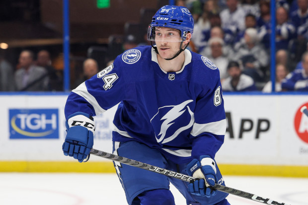 Lightning's Brayden Point signed to 8-year contract extension