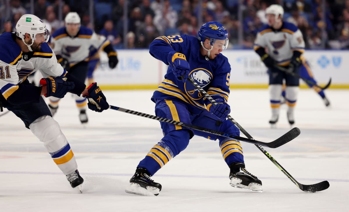 Jeff Skinner Ready to Feed Off Sabres' Young Energy