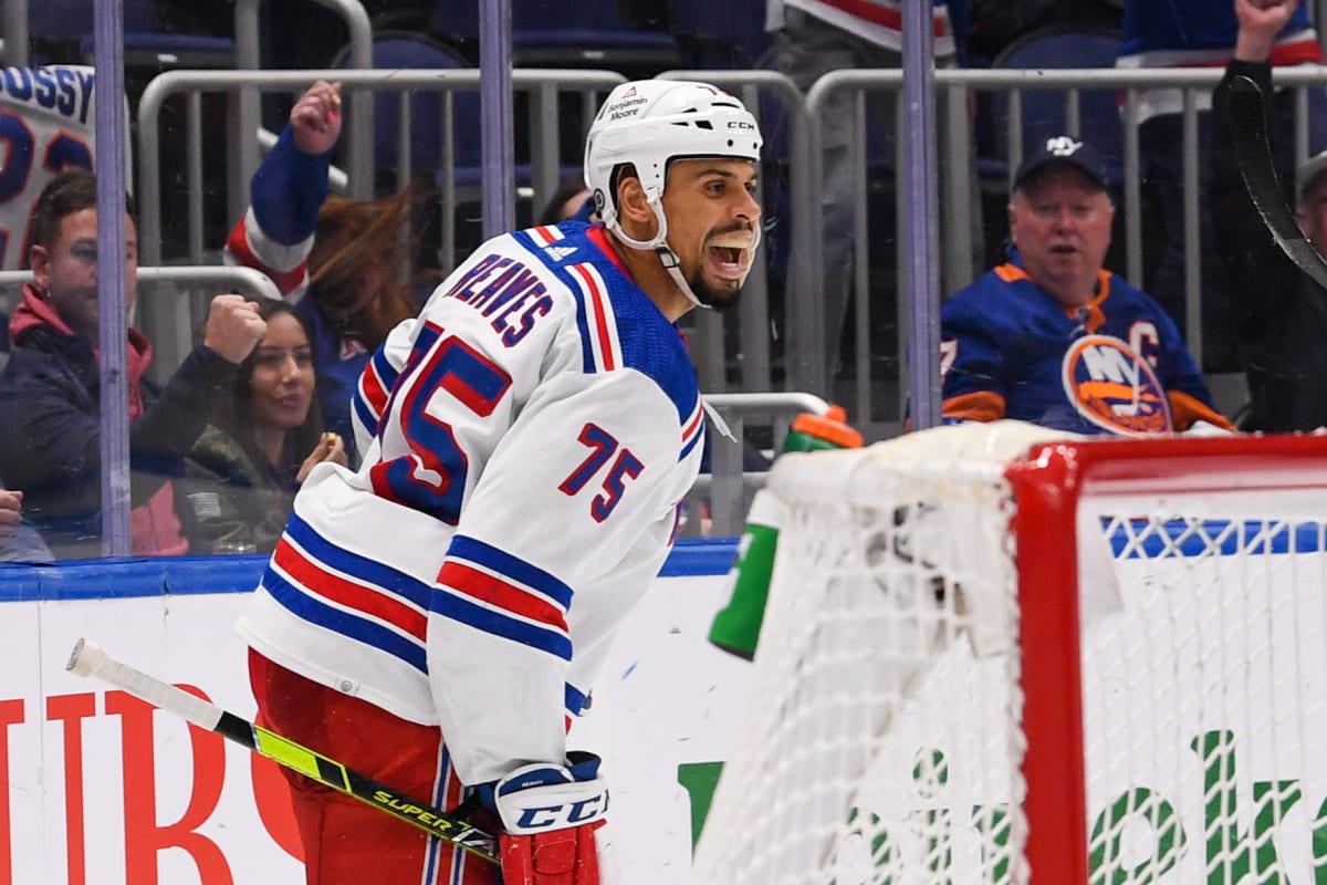 Wild Acquire Ryan Reaves from Rangers