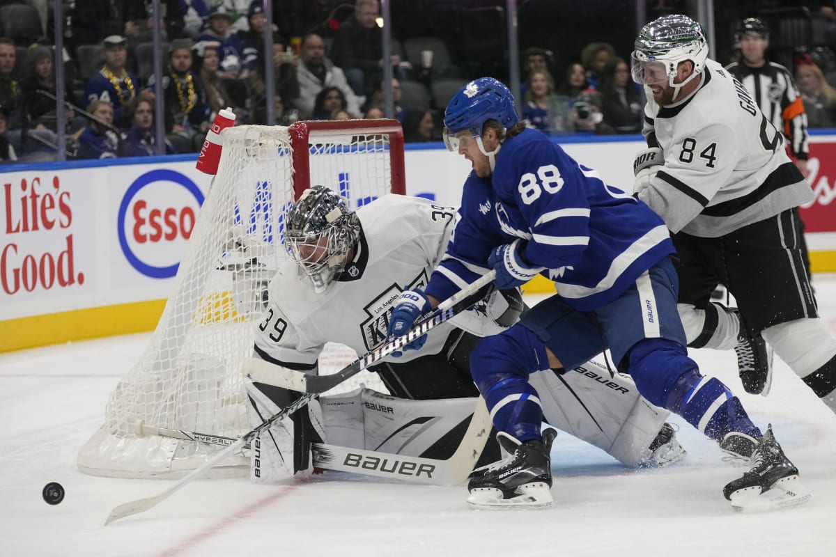 William Nylander's Franchise-Record Points Streak To Start A Season ...