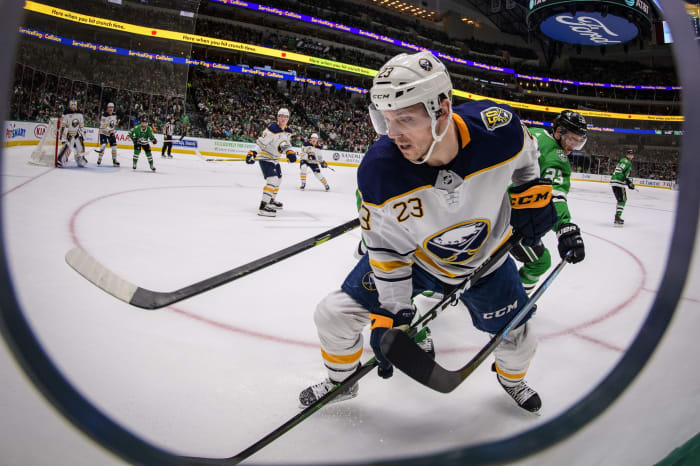 Buffalo Sabres Re-Sign Sam Reinhart - The Hockey News