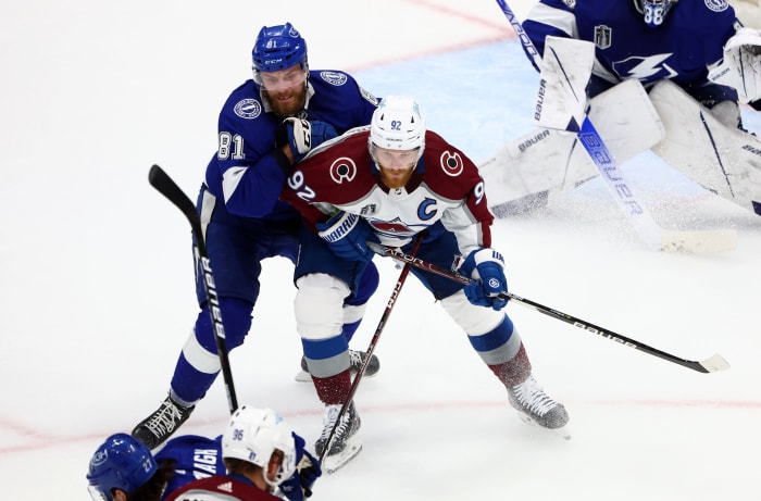 Avalanche's Gabriel Landeskog Recovering ‘slow And Steady’ After Knee ...