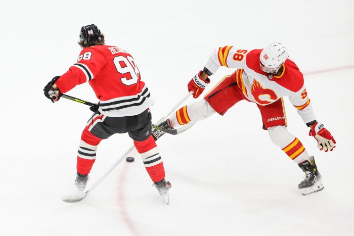 Bedard 1, Flames 0: Calgary Flames can't beat Blackhawks in first game ...