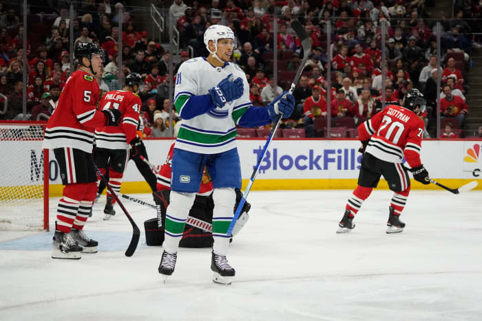 Canucks Extend Point Streak To Six Games With Win Over Blackhawks - The ...