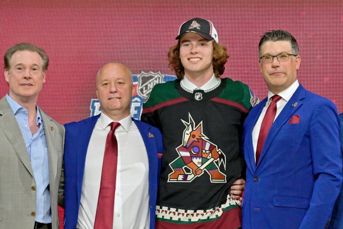 Coyotes' Conor Geekie Included in Blockbuster WHL Trade - The Hockey ...