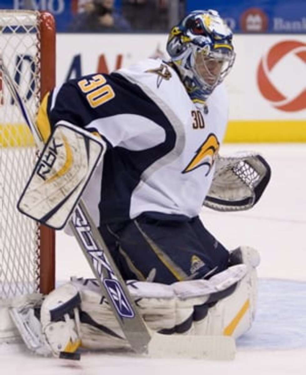 Goalie Ryan Miller and Buffalo Sabres shut out New Jersey Devils 2-0 – New  York Daily News