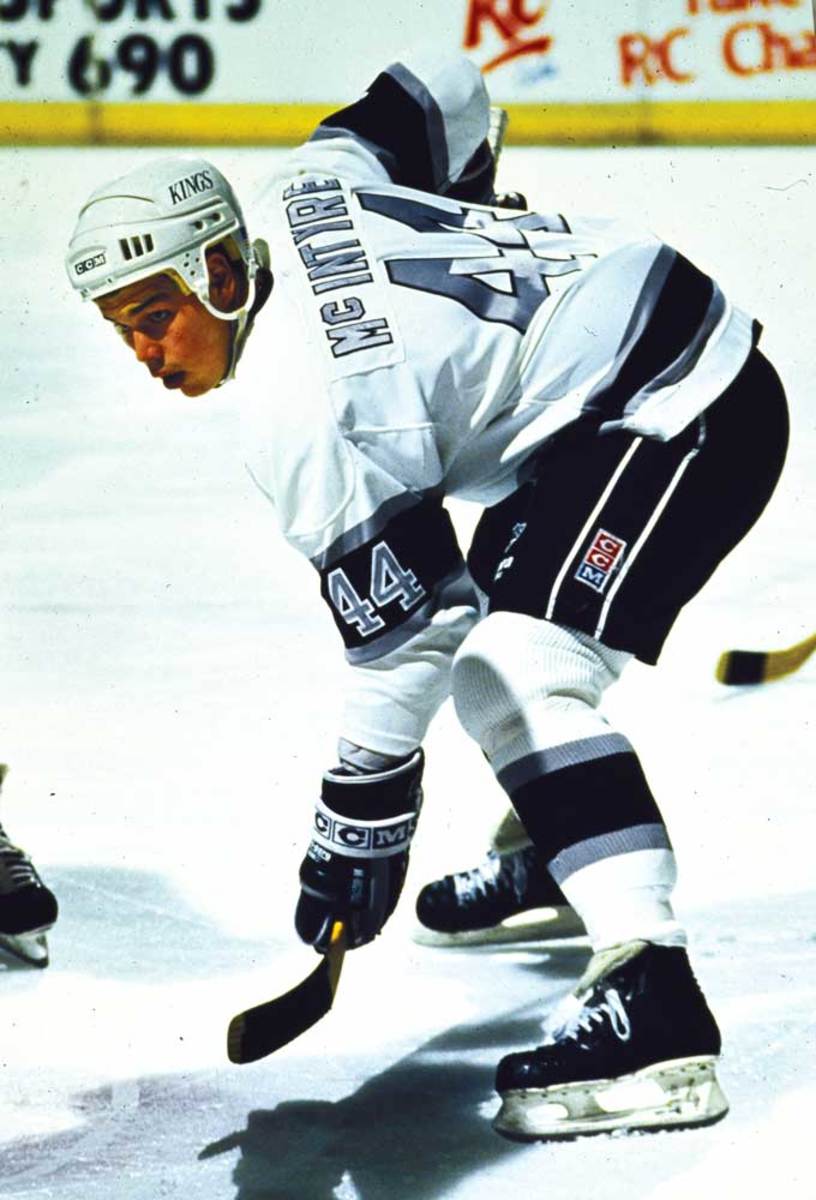  TEST DRIVER Then-active NHLers such as McIntyre gave crucial feedback to help the game achieve a degree of realism.Photo by Los Angeles Kings
