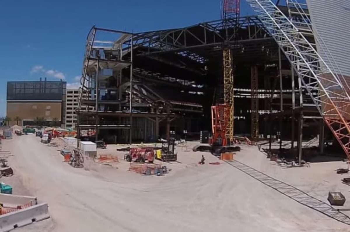 Las Vegas Convention Center's expansion opens — DRONE VIDEO