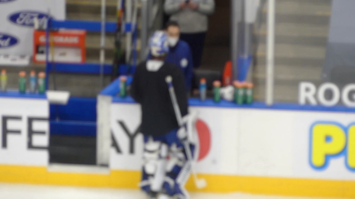 Campbell in discussions with Leafs staff on the bench